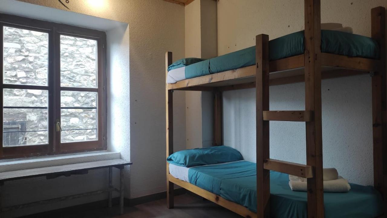 Albergue Triton - Villanúa Zewnętrze zdjęcie