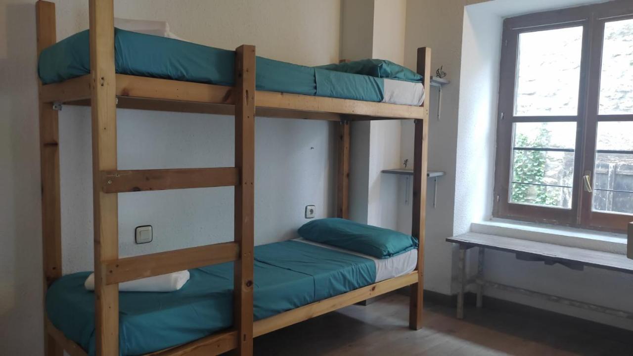 Albergue Triton - Villanúa Zewnętrze zdjęcie